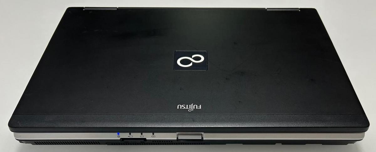 Fujitsu Celsius H710